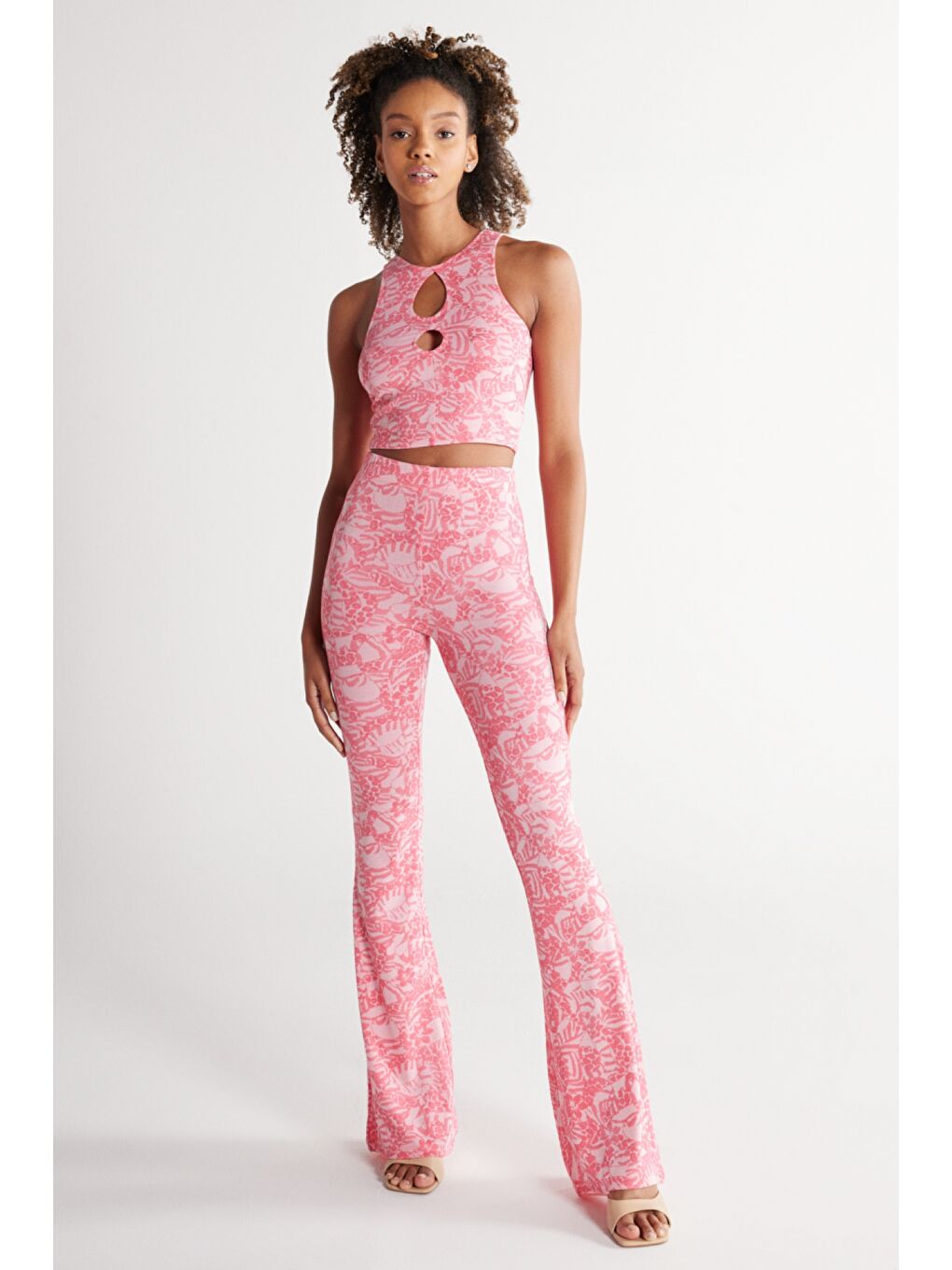 Flare Fit Yüksek Bel İspanyol Paça Pembe Desenli Pantolon-3