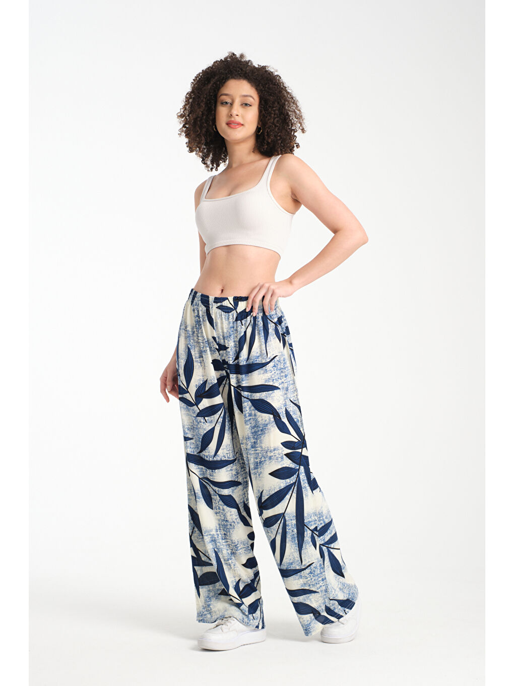 Lacivert Kadın Yaprak Desenli Dökümlü Viskon Pantolon 1067-1