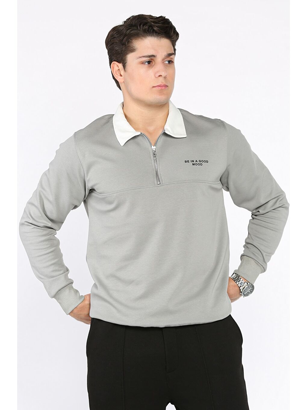 Gri Erkek Polo Yaka Yarım Fermuarlı Sweatshirt-1