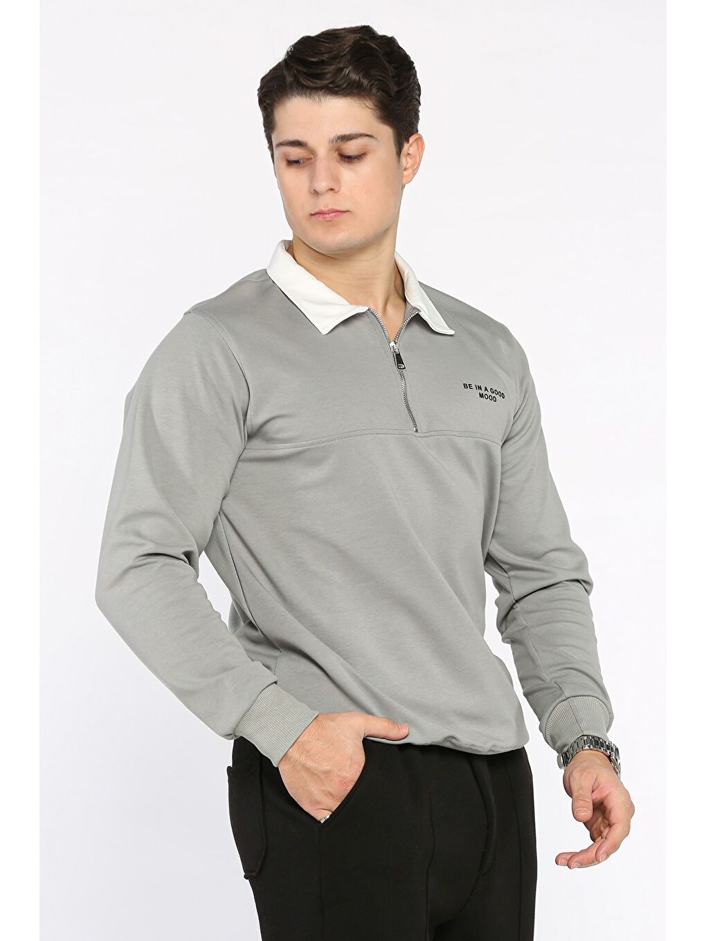 Gri Erkek Polo Yaka Yarım Fermuarlı Sweatshirt-2