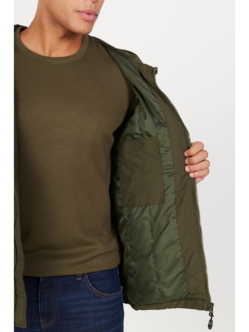 Erkek Haki Standart Fit Normal Kesim Kapüşonlu Yan Cepli Mont-2