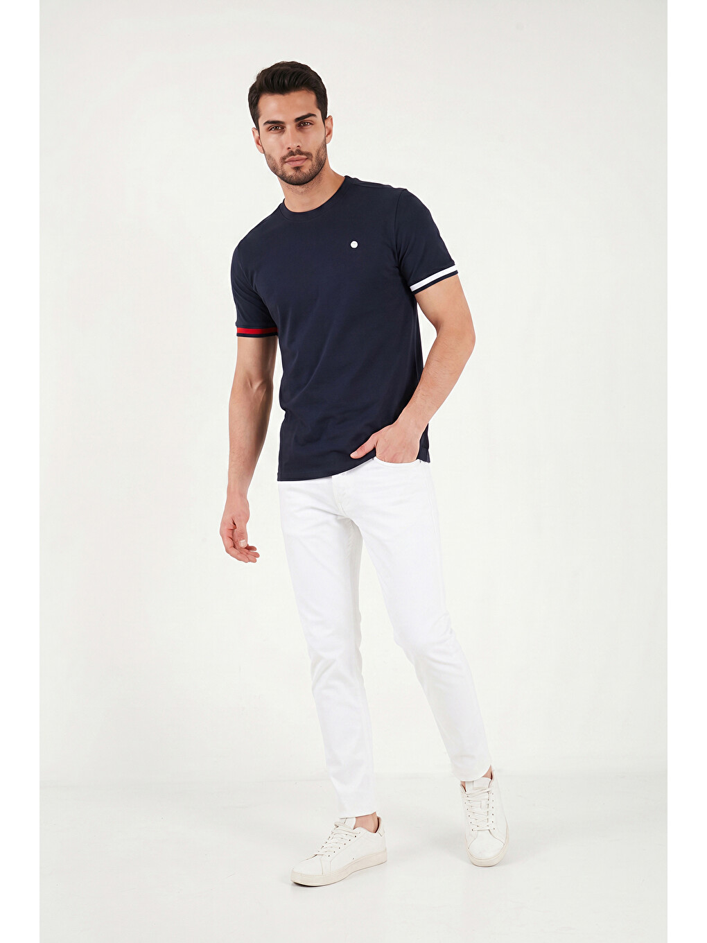 Lacivert Bisiklet Yaka Kolları Renkli Şerit Detaylı T Shirt 5904060-1