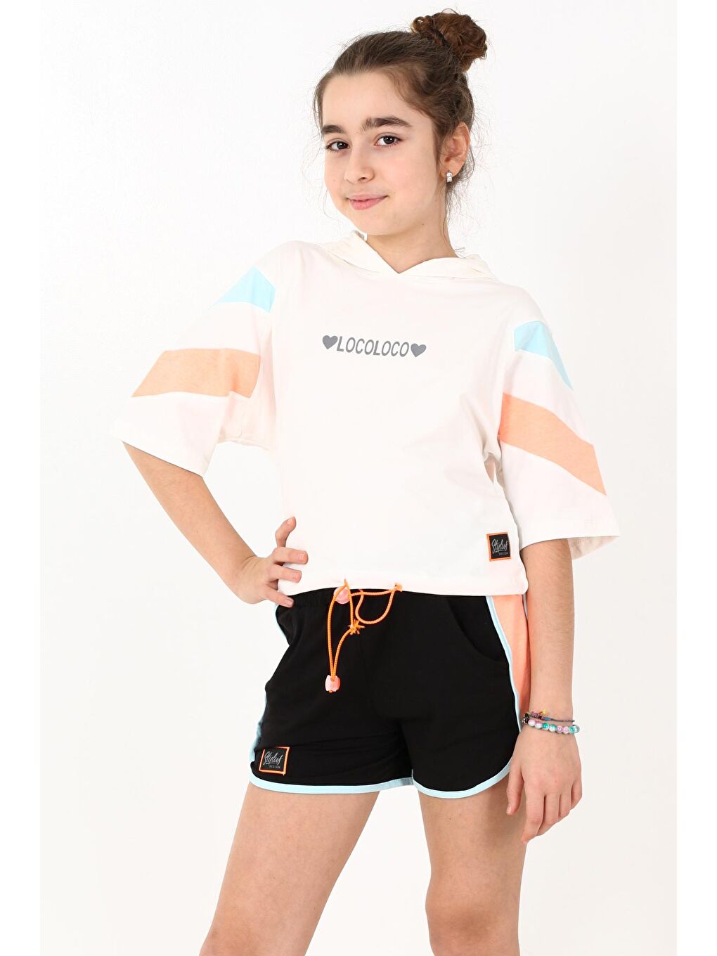 Beyaz Kız Çocuk İki Kalpli Şortlu Takım 10-15 Yaş 13857