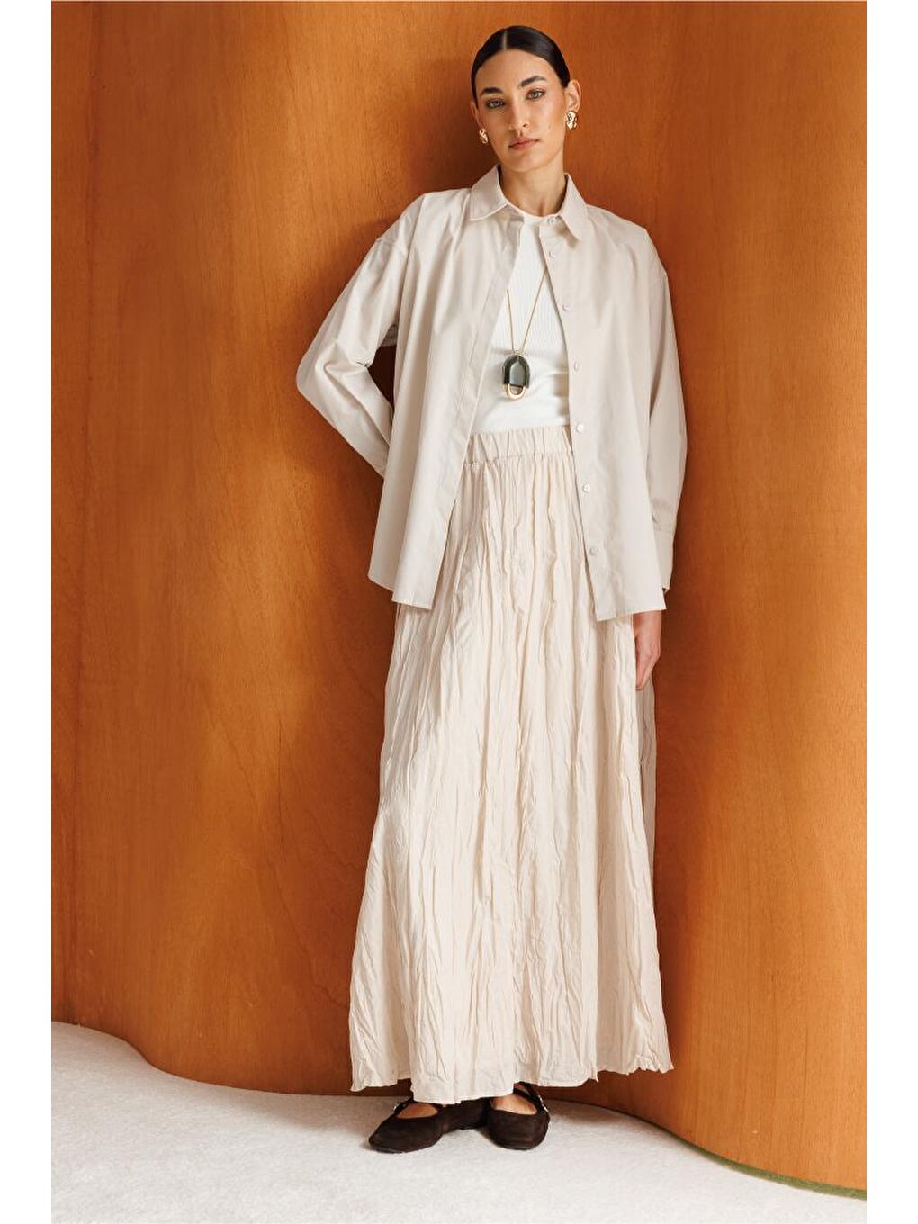 Kırışık Görünümlü Saf Pamuk Bej Rengi Maksi Etek-1