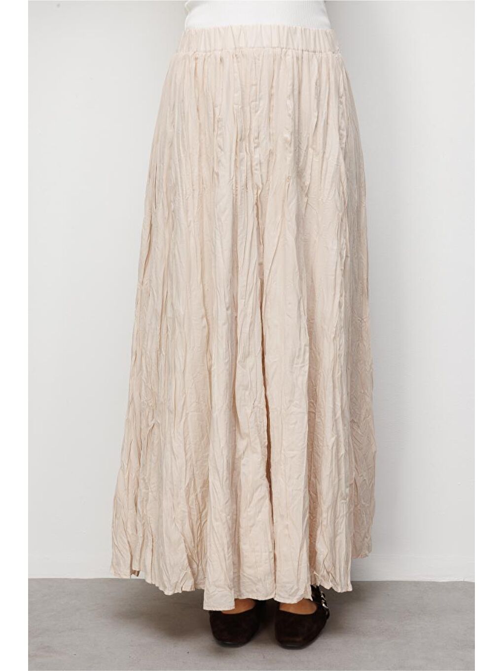 Kırışık Görünümlü Saf Pamuk Bej Rengi Maksi Etek-3