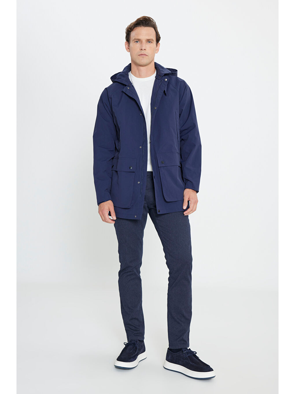 Erkek Lacivert Kapüşonlu Dik Yaka Standart Fit Kaban-1