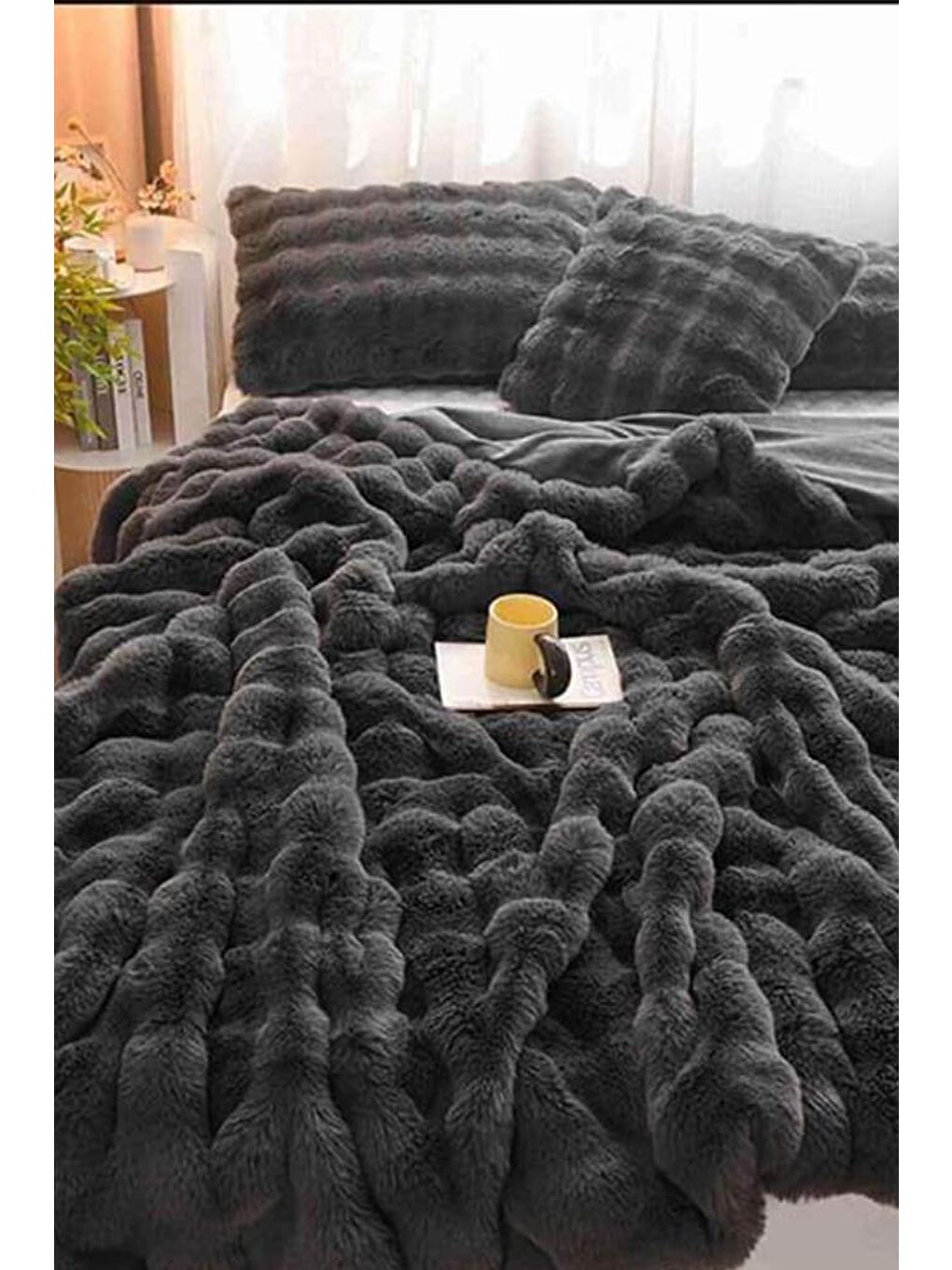 Tomris Tavşan Tüyü Çift Kişilik Yatak Örtüsü 220x240 Cm Antrasit
