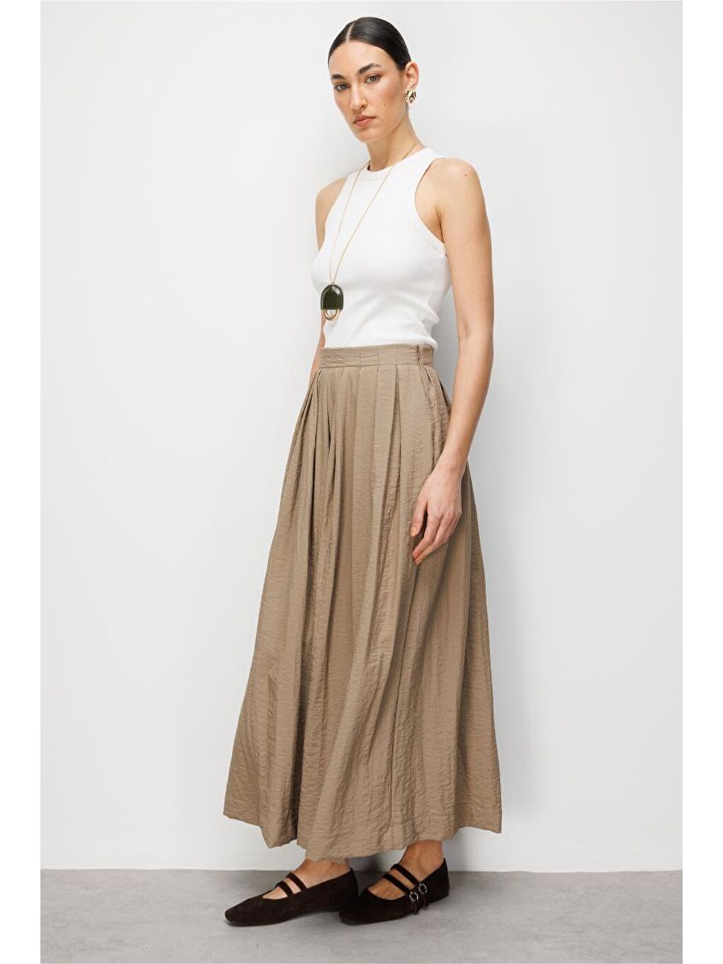 Bej İnce Piliseli Vizon Rengi Maksi Yazlık Etek