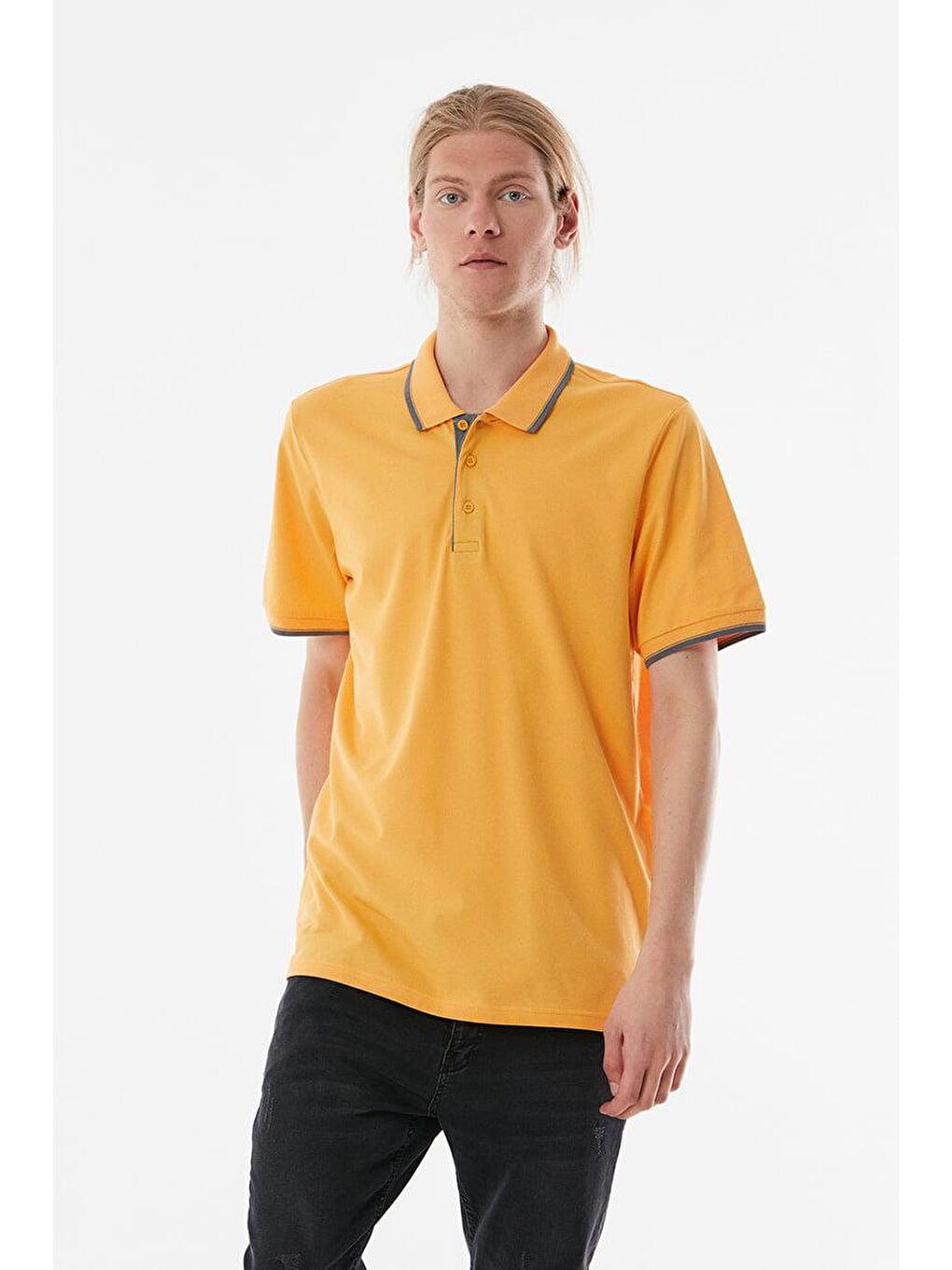 Sarı Yakası Çizgili Polo Yaka  Tişört