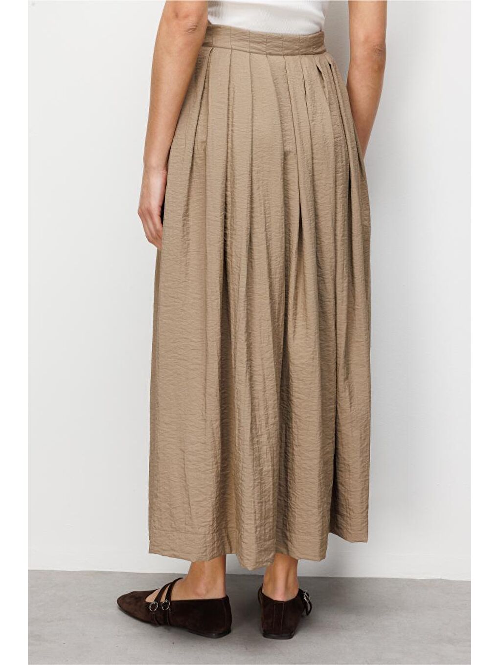 Bej İnce Piliseli Vizon Rengi Maksi Yazlık Etek-3