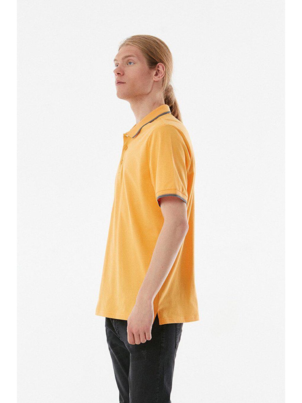 Sarı Yakası Çizgili Polo Yaka  Tişört-3