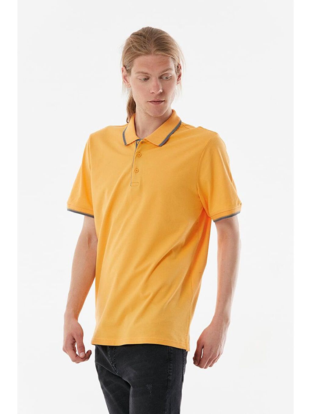 Sarı Yakası Çizgili Polo Yaka  Tişört-4