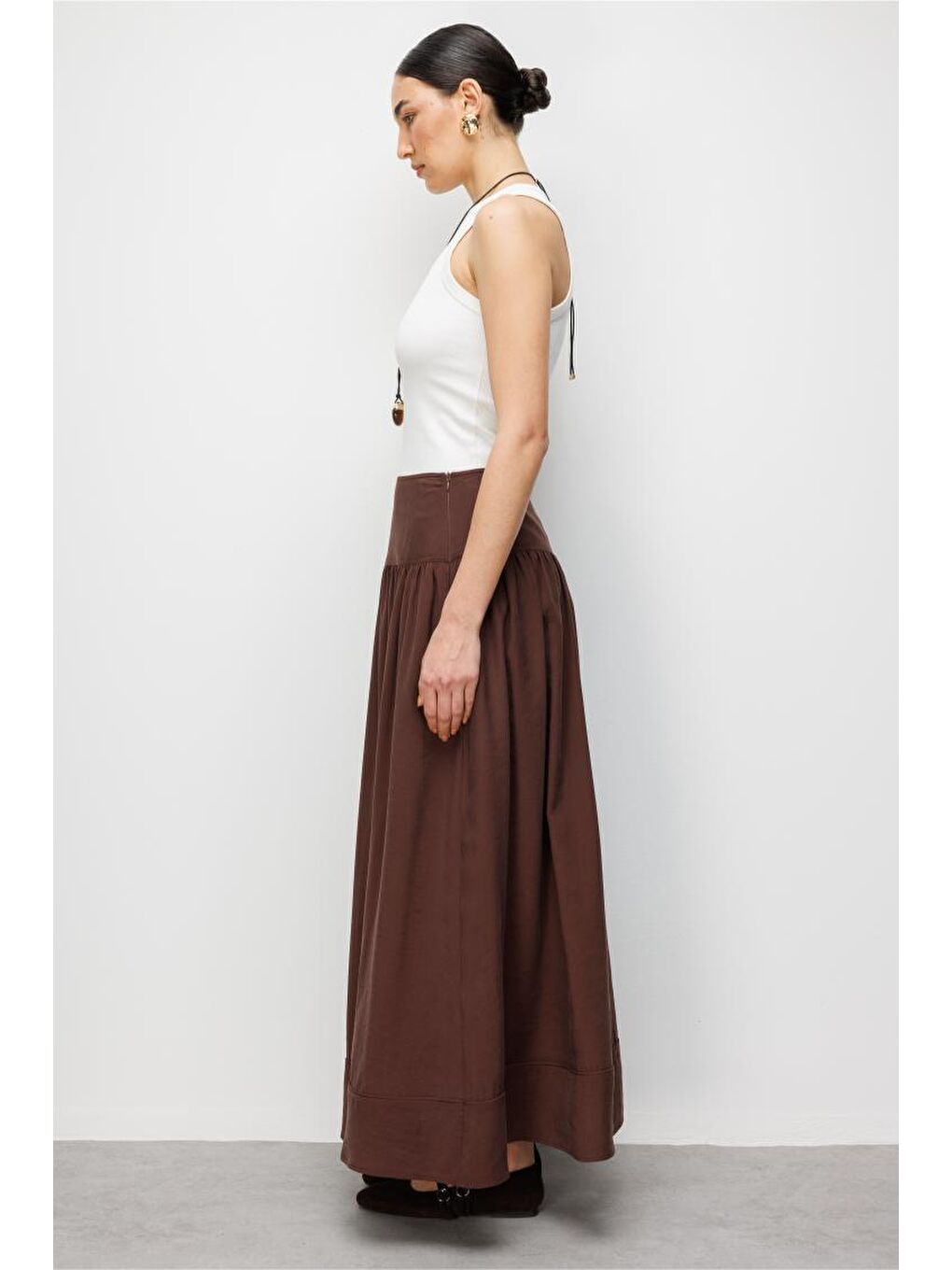 Korsajlı Kahverengi Maksi Etek-3