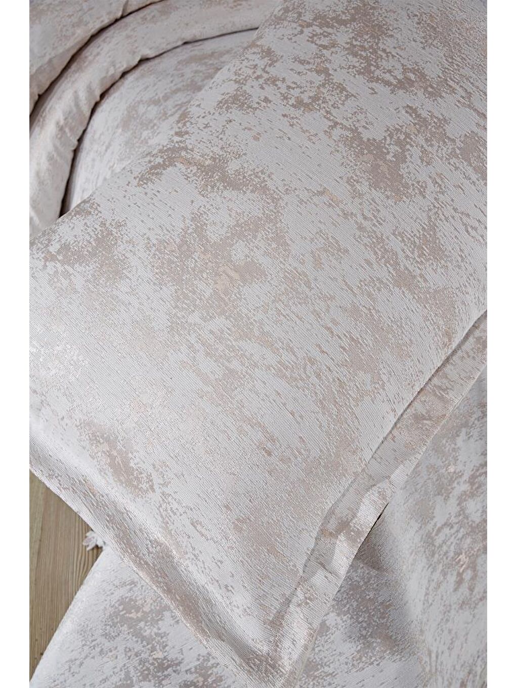 Karışık Fransız Dantelli Alveria Çift Kişilik Yatak Örtüsü 230x250 cm-2