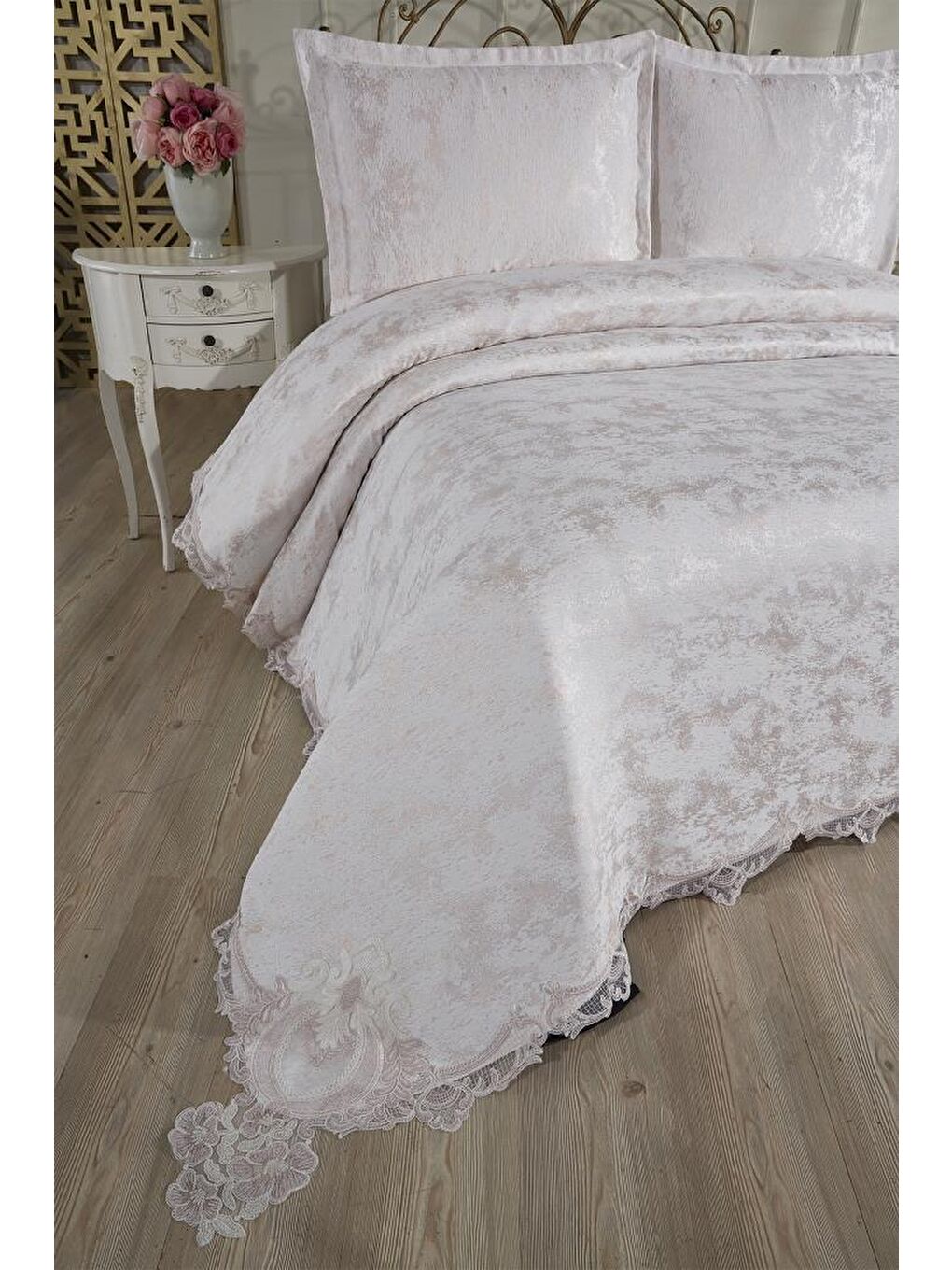 Karışık Fransız Dantelli Edge Çift Kişilik Yatak Örtüsü 230x250 cm-1