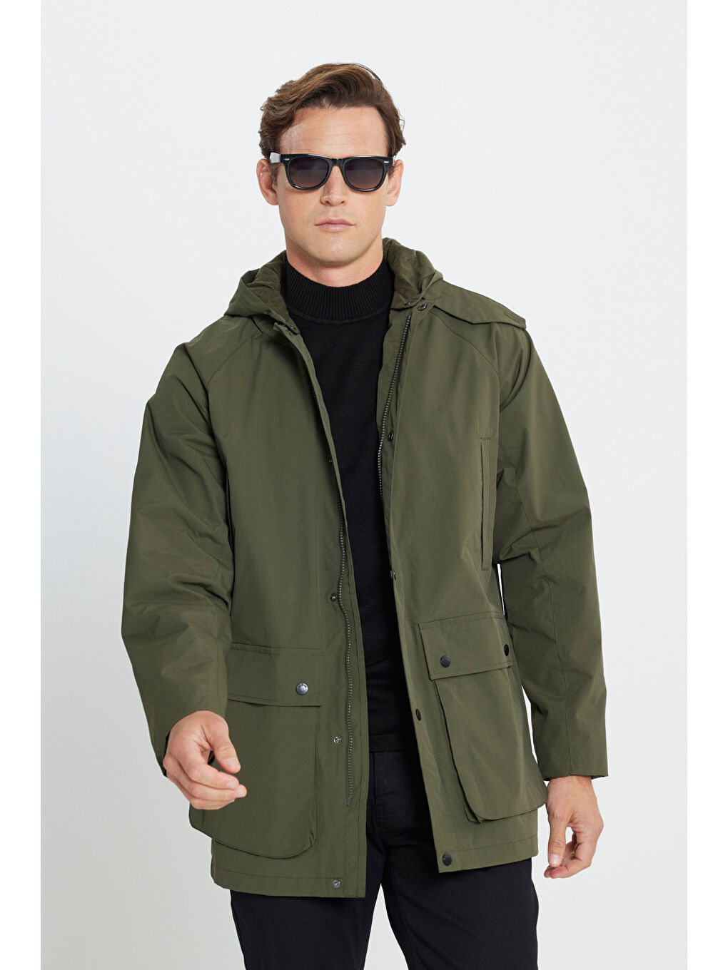 Erkek Haki Kapüşonlu Dik Yaka Standart Fit Kaban