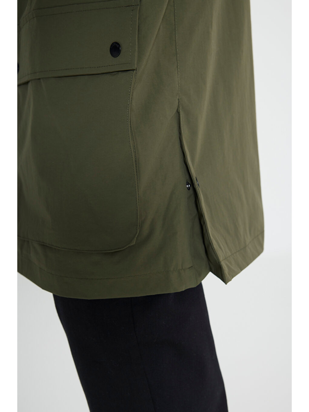 Erkek Haki Kapüşonlu Dik Yaka Standart Fit Kaban-5