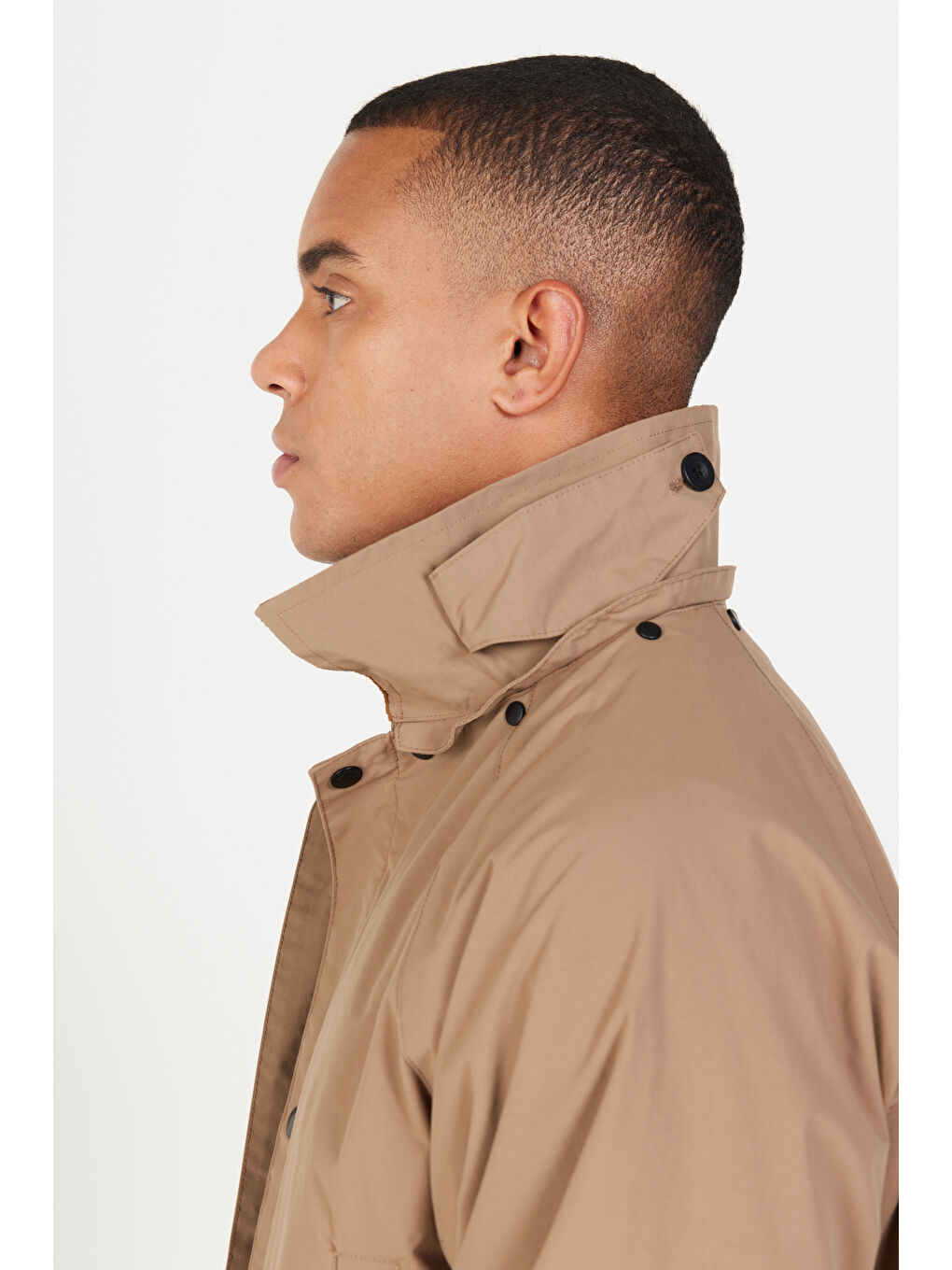 Bej Erkek Vizon Kapüşonlu Dik Yaka Standart Fit Kaban-6