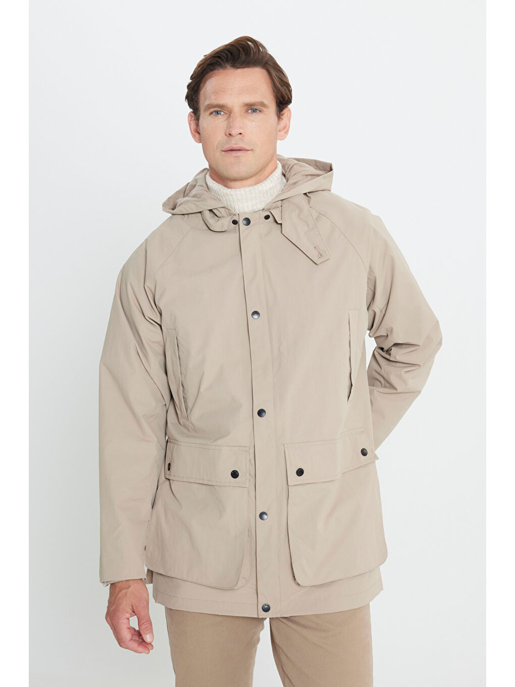 Erkek Bej Kapüşonlu Dik Yaka Standart Fit Kaban-2