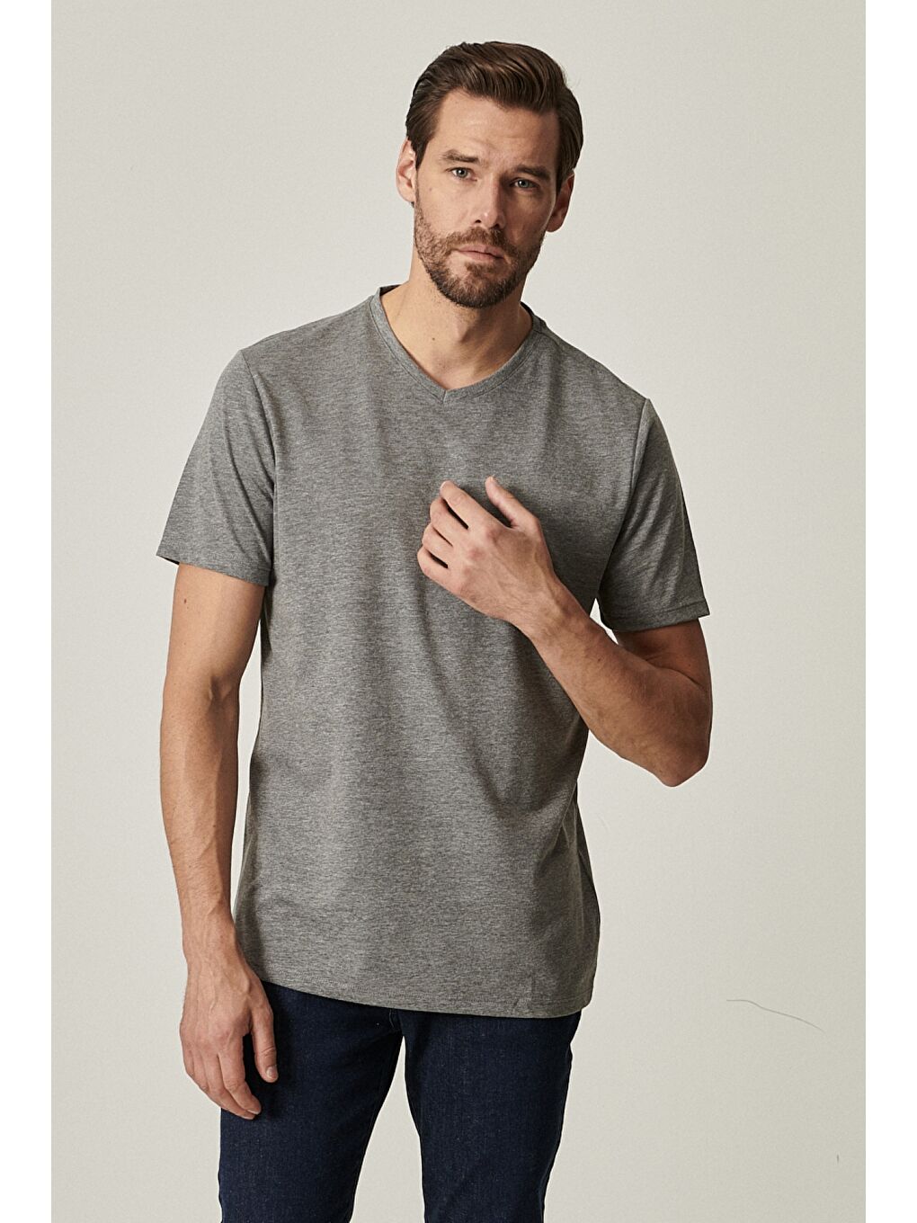 Erkek Gri Melanj Slim Fit Dar Kesim V Yaka 2'li Tişört Paketi-3