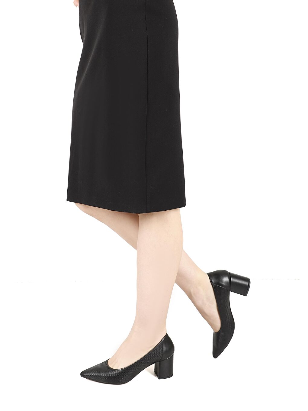 Mor ZÜMRÜT-SİYAH  Sivri Burun Orta Kalın Topuklu Kadın Ayakkabı 38308-1