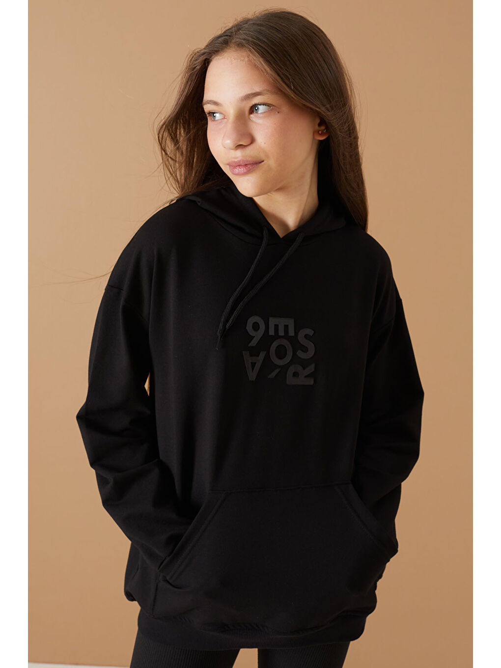 Cansın Mini Siyah Yazı Kabartma Baskılı Kapüşonlu Kız Çocuk Sweatshirt 19309 - 2