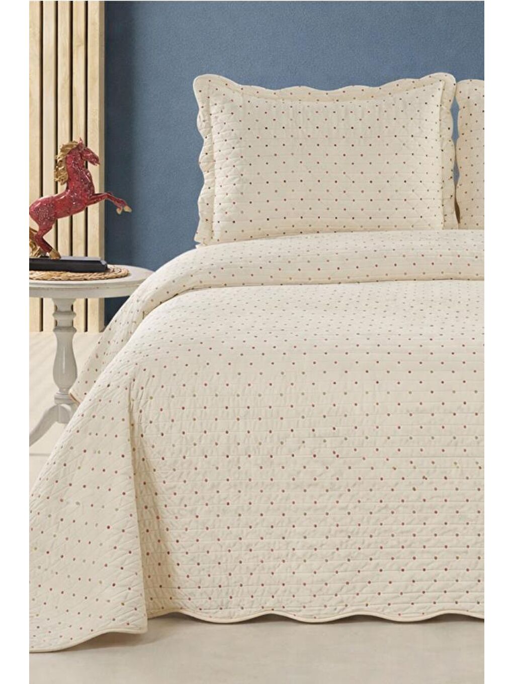 Ekru Serelina Lüks Nakışlı Kadife Çift Kişilik Yatak Örtüsü Krem