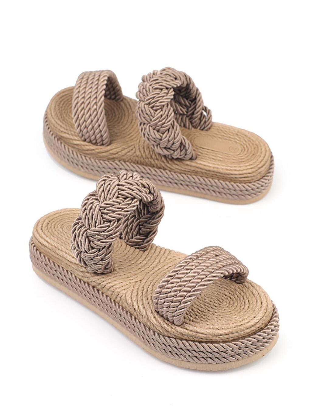 Bej Dolgu Topuk İpli Kadın Terlik-1