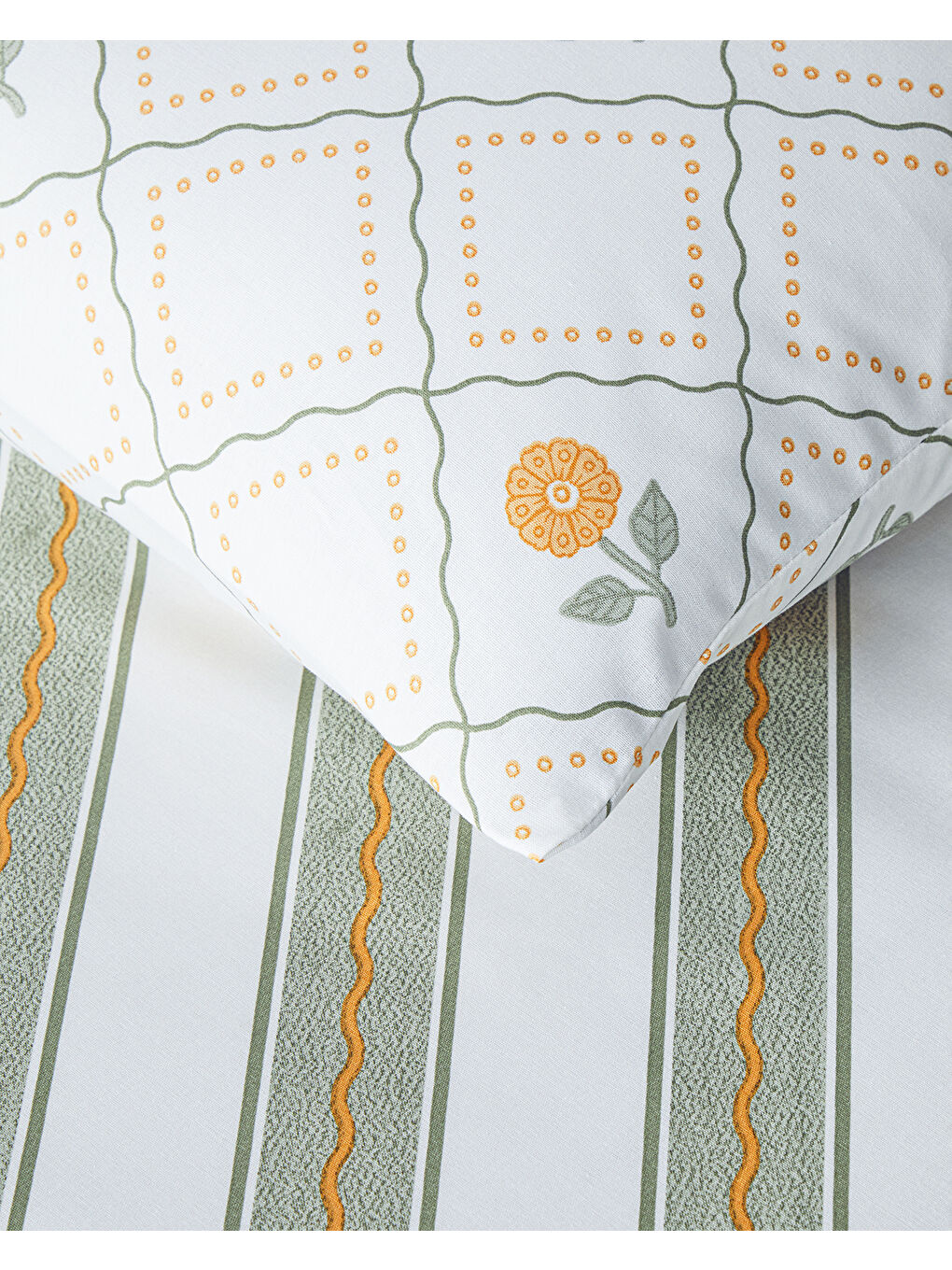 Ornament Blossom Pamuklu Ranforce King Size Nevresim Seti 240x220 cm Yeşil-Sarı-3