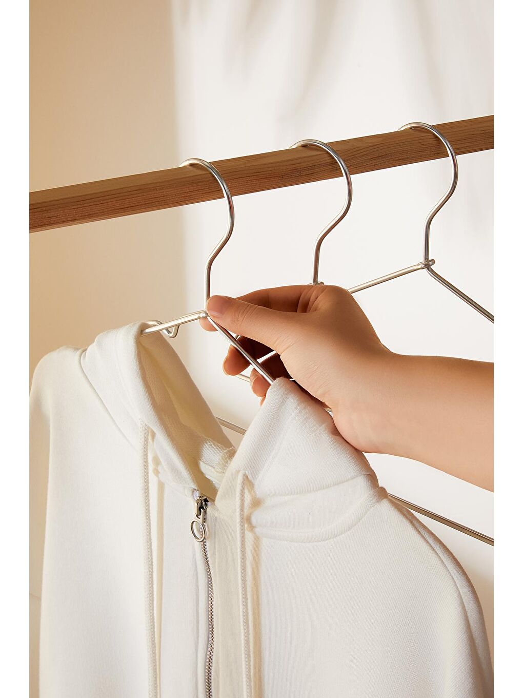 Gri 12'li Gümüş Renk Metal Giysi Askısı 22 x 41 x 0.4 cm-1