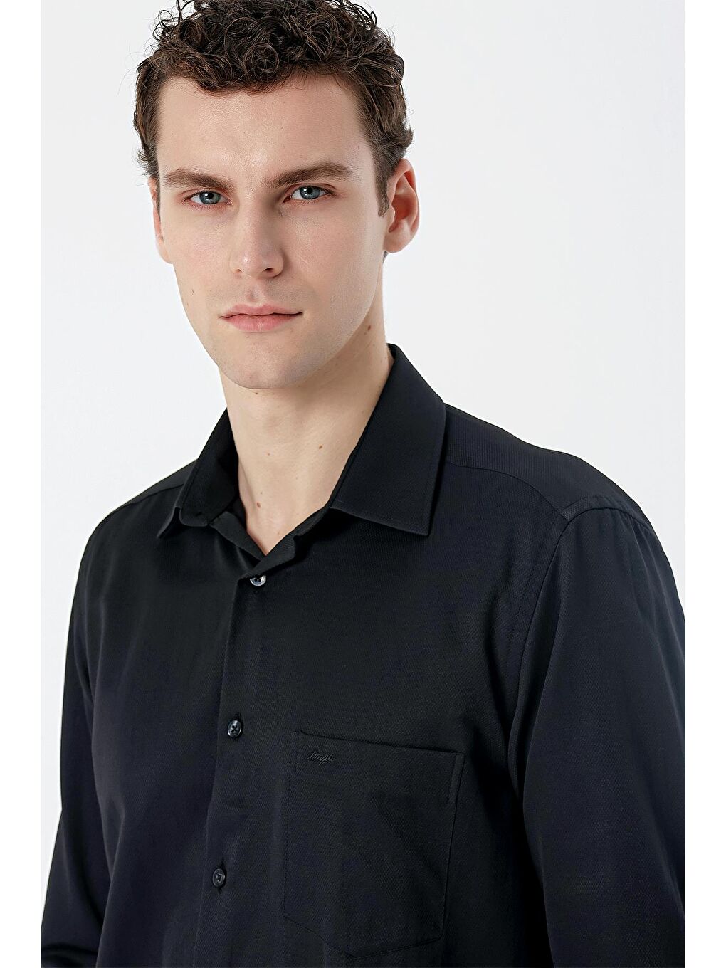 Siyah Uzun Kollu  Armürlü Sert Yaka Cepli Pamuklu Klasik Comfort Fit Gömlek 1004235151-4