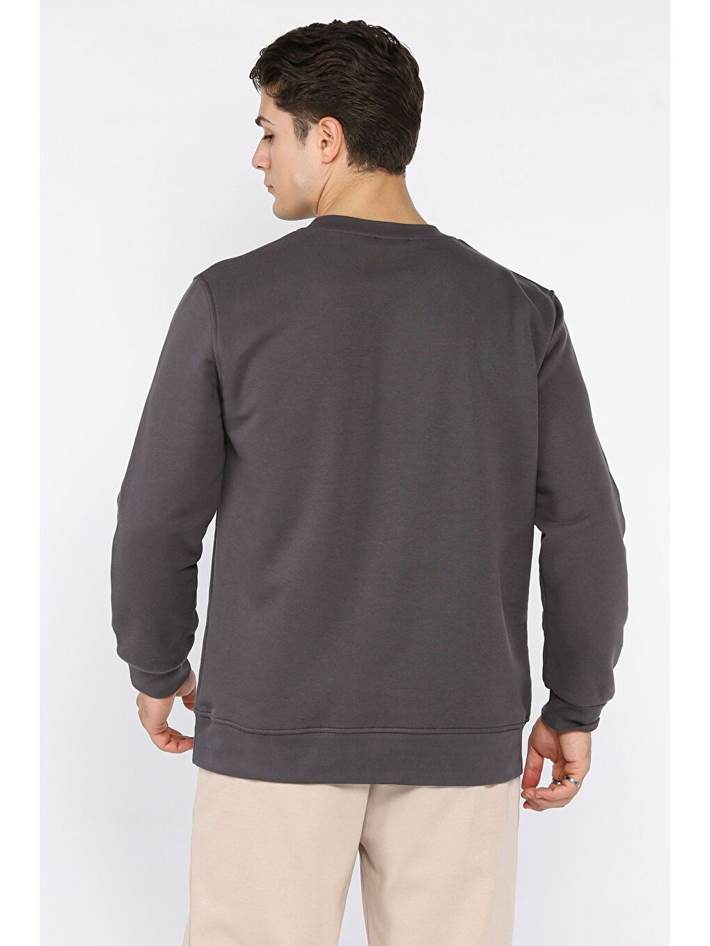 Gri Ön Baskılı Erkek Sweatshirt-2