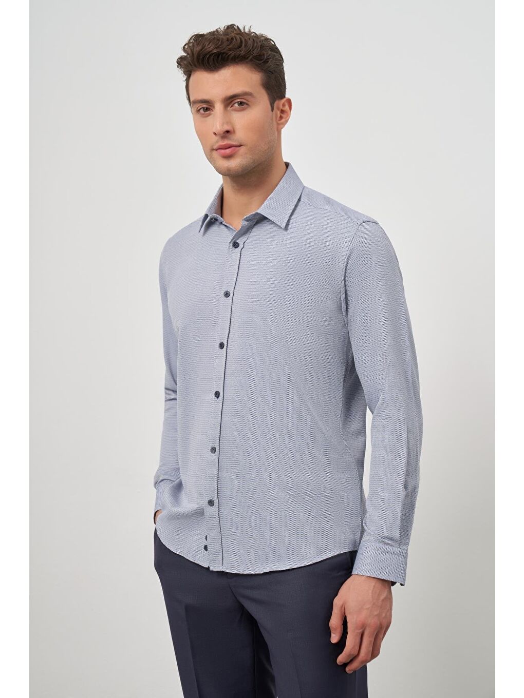 Koyu Lacivert Uzun Kol Kendinden Armürlü Cepsiz Pamuklu Classic Slim Fit Gömlek 1004245161-3