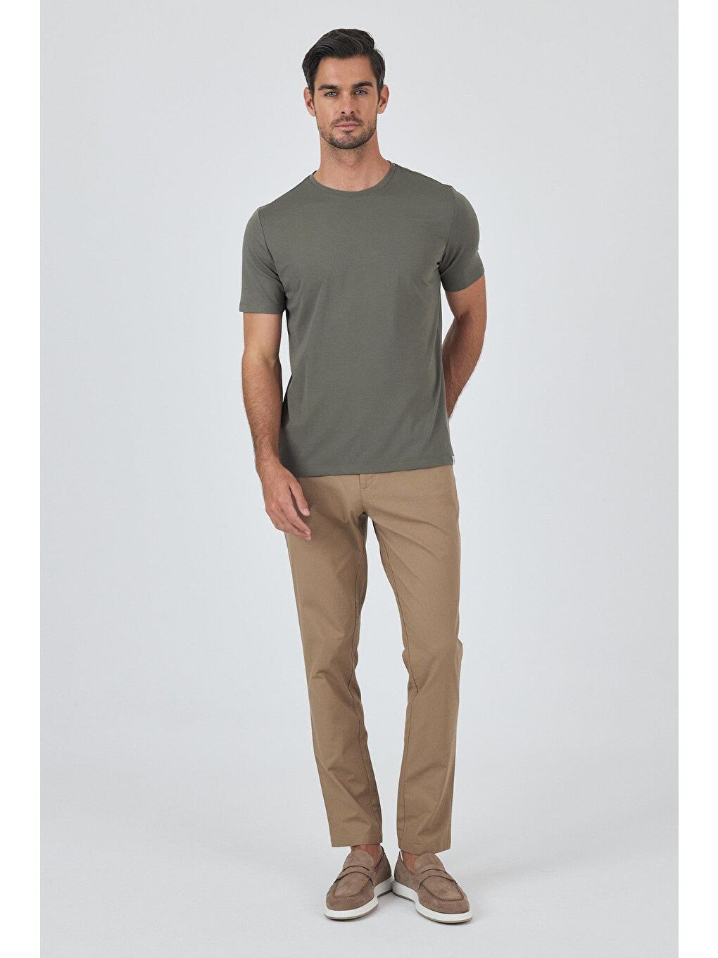 Koyu Haki Kısa Kol Bisiklet Yaka Cepsiz Pamuklu Casual Slim Fit Büyük Beden Tişört 1011250165-1