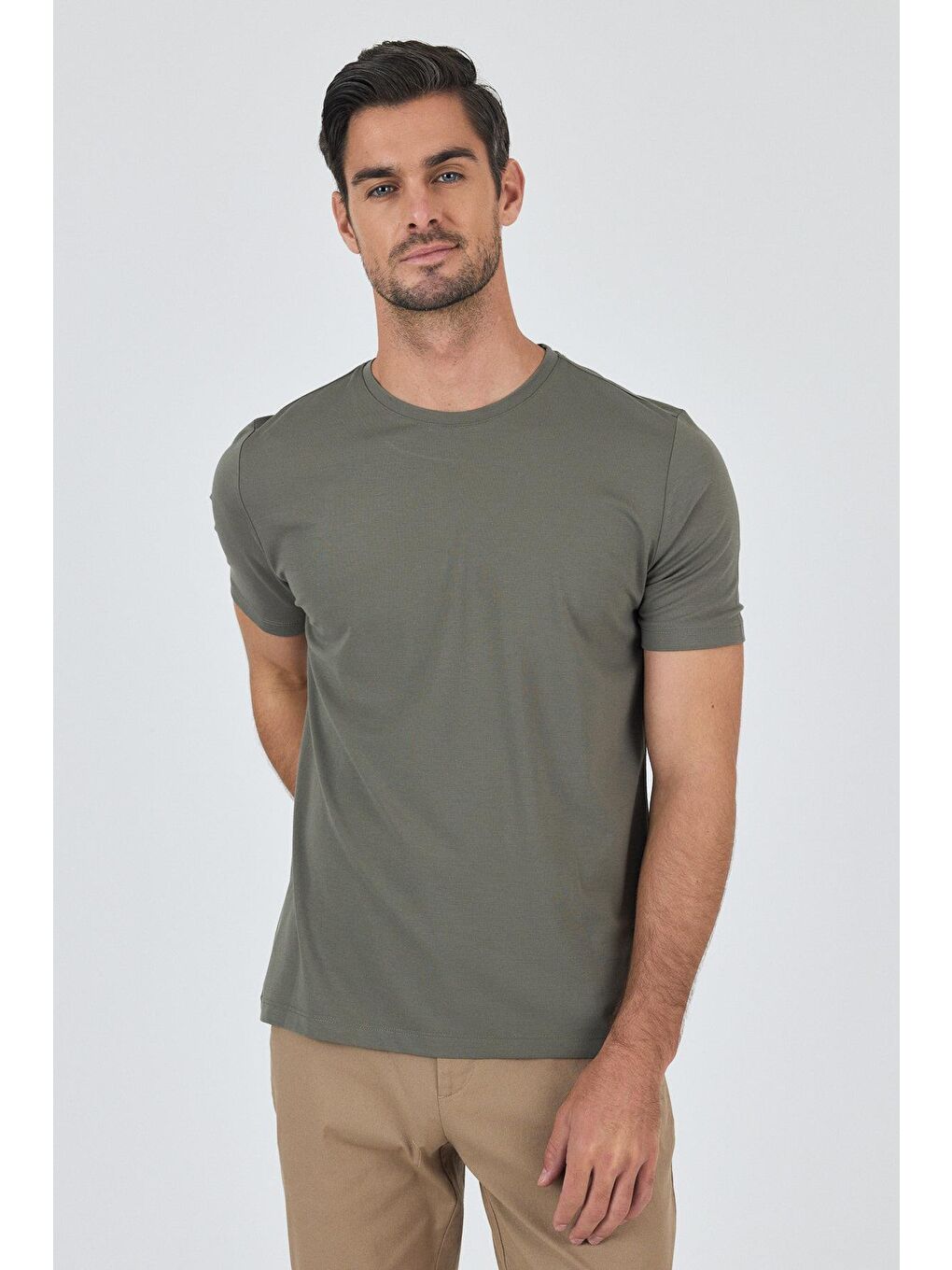 Koyu Haki Kısa Kol Bisiklet Yaka Cepsiz Pamuklu Casual Slim Fit Büyük Beden Tişört 1011250165-2