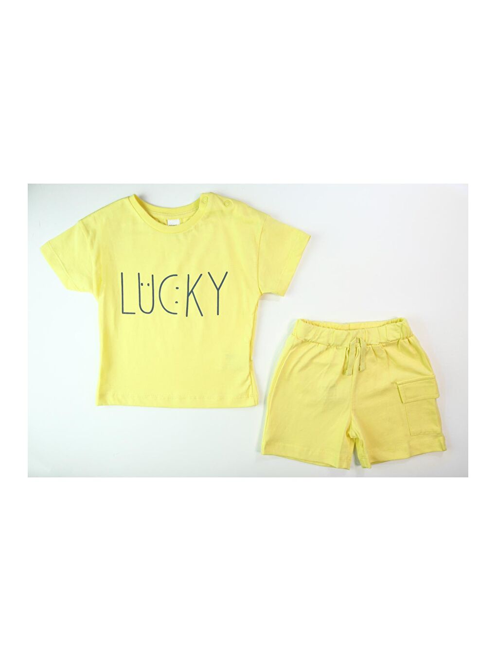 Sarı Erkek Bebek Lucky Baskılı Kısa Kollu Şortlu Alt Üst Takım-4