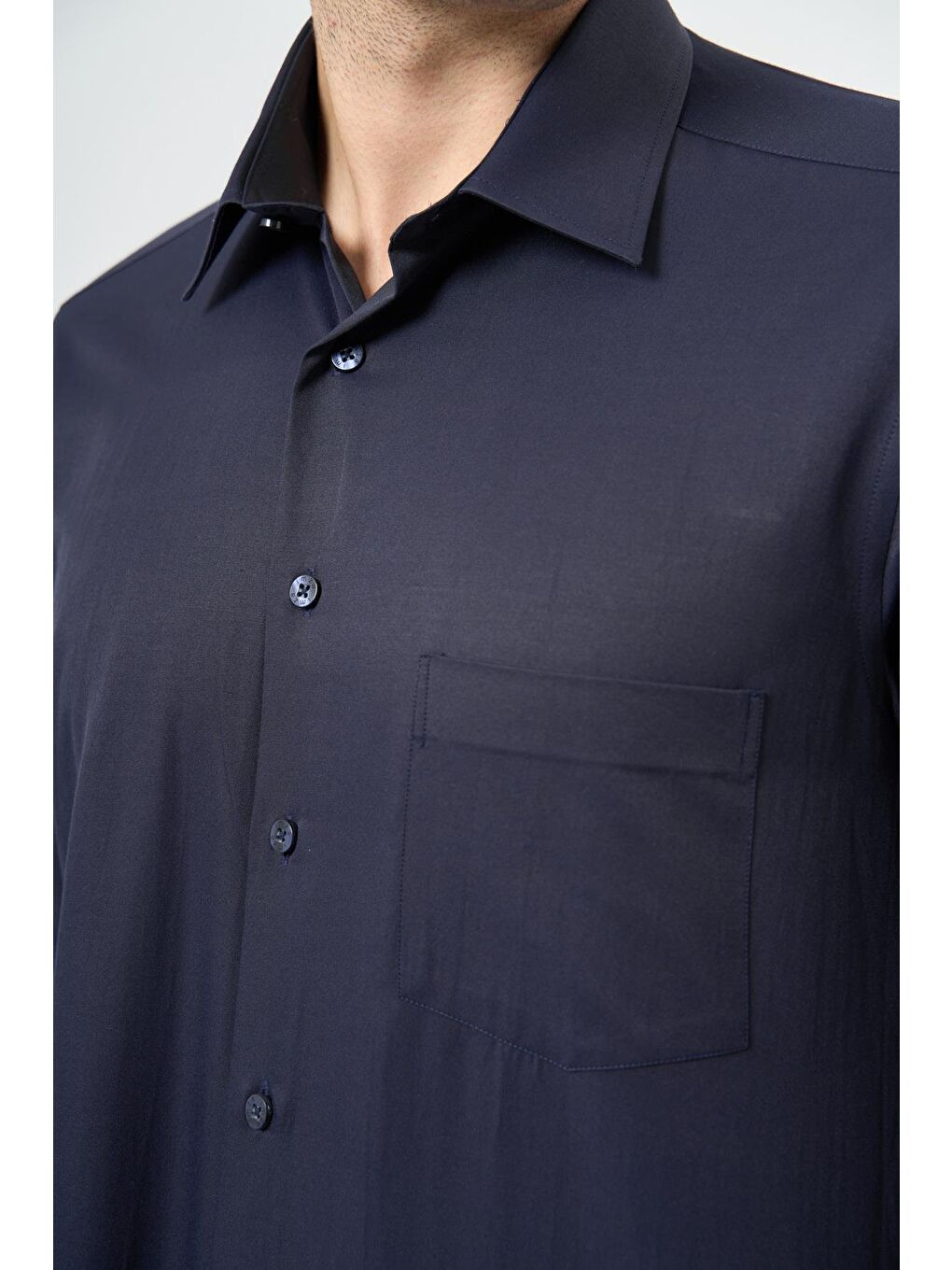 Koyu Lacivert Uzun Kol Düz Sert Yaka Pamuklu Classic Comfort Fit Gömlek 1004245269-3