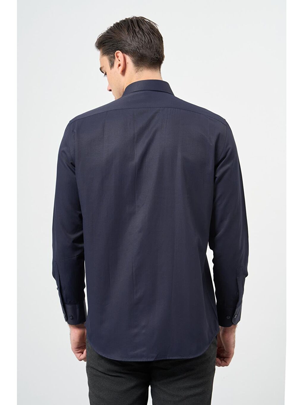 Koyu Lacivert Uzun Kol Düz Sert Yaka Pamuklu Classic Comfort Fit Gömlek 1004245269-4
