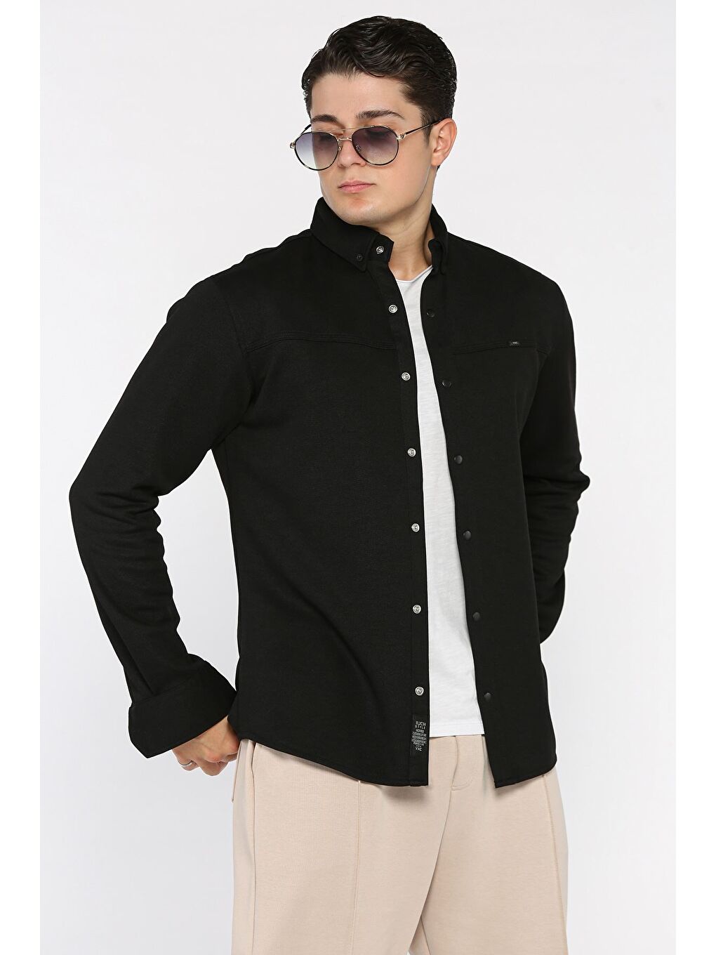 Siyah Erkek Ön Çıtçıtlı Pike Gömlek