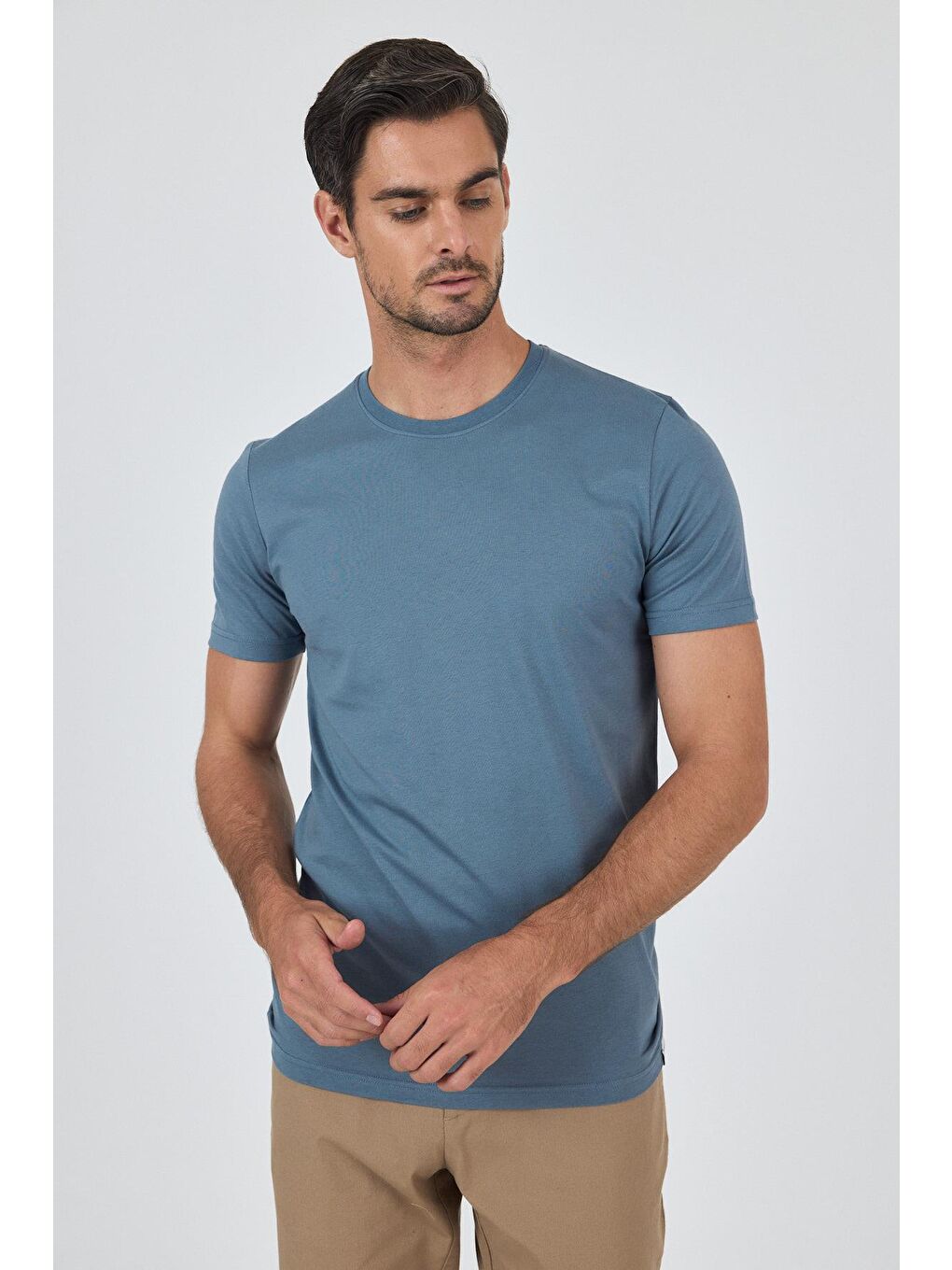 Mavi Kısa Kol Bisiklet Yaka Cepsiz Pamuk Casual Slim Fit %100 Pamuk Tişört 1011250158