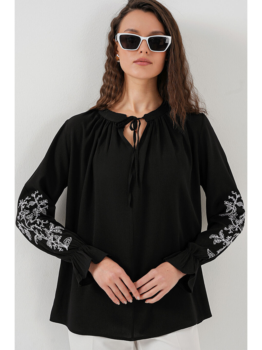 Kadın Nakışlı Örme Bluz 941 - Siyah