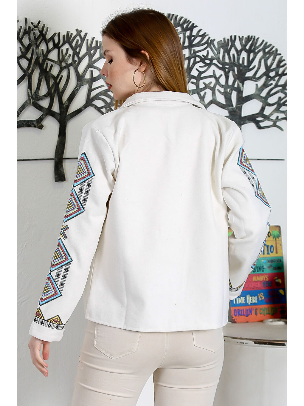 Bej Gömlek Yaka Manşetli Kollu Yaka Ve Kol Nakışlı Casual Kaşe Dokuma Ceket-7