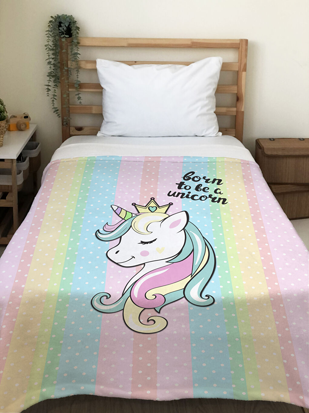 EVMİLA Karışık Unicorn Desenli Soft Baskılı Tek Kişilik 150x220 Cm Battaniye