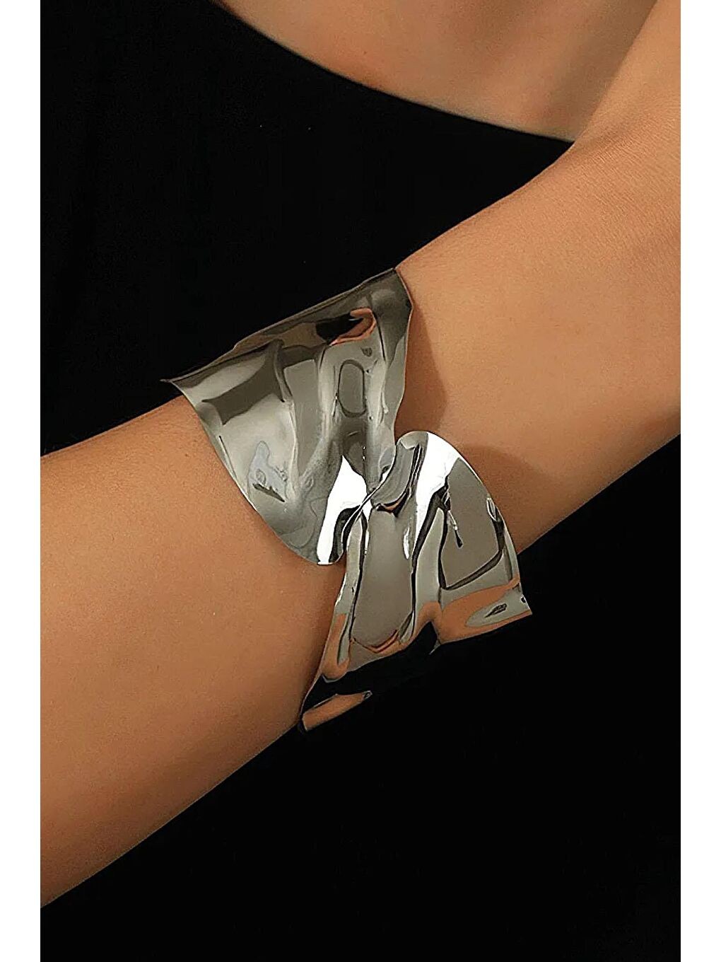 Gri Yaprak Temalı Metal Kalın Cuff Bileklik-4