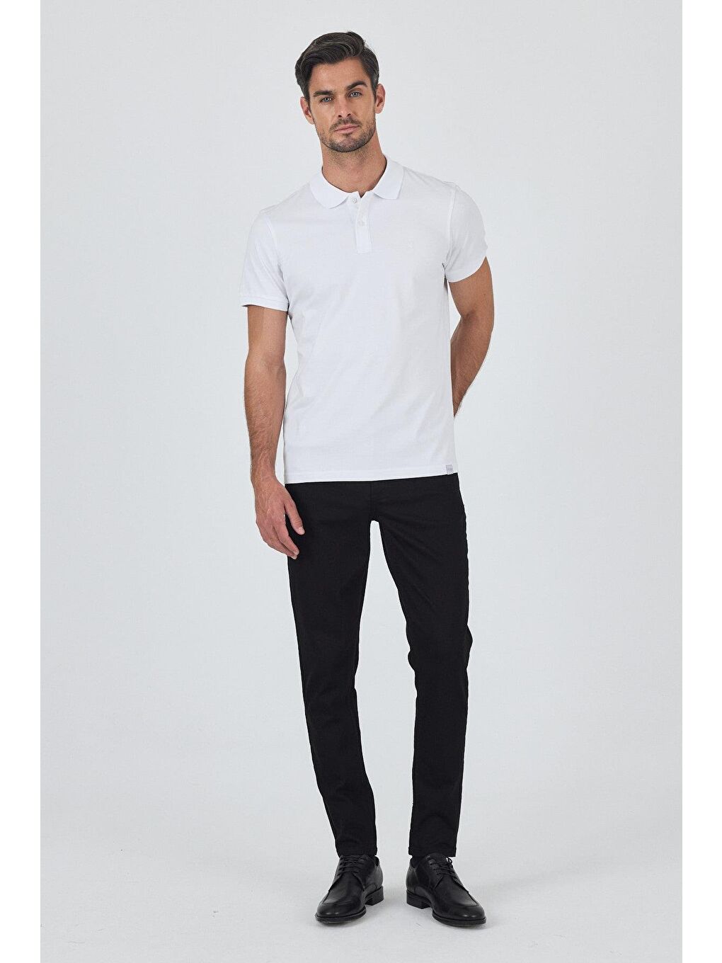 Beyaz Kısa Kol Düz Pike Polo Yaka Cepsiz Pamuk Casual Slim Fit Tişört 1011250157_600-1