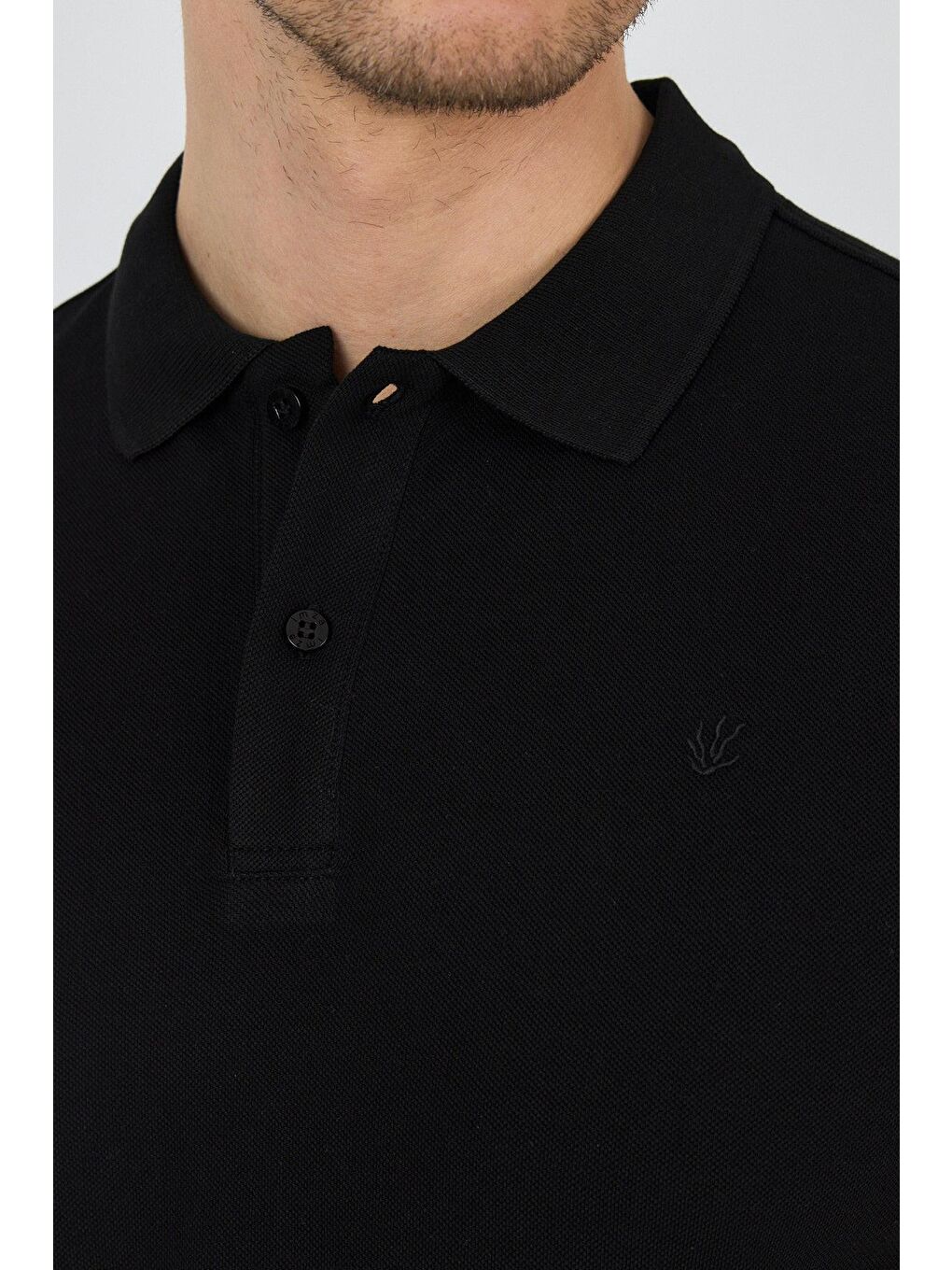 Siyah Polo Yaka Kısa Kol Cepsiz Slim Fit Classic Pamuklu Tişört 1011250177-3