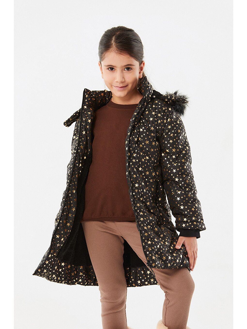 Siyah Yıldız Baskılı Kapüşonlu Kız Çocuk Şişme Mont-1