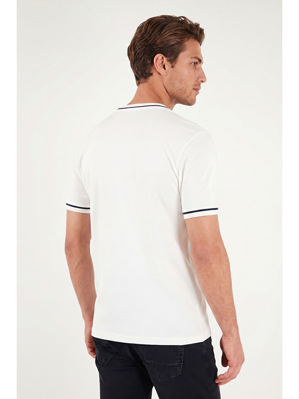 Ekru Pamuklu Bisiklet Yaka Kontrast Şeritli T Shirt 5904034-6