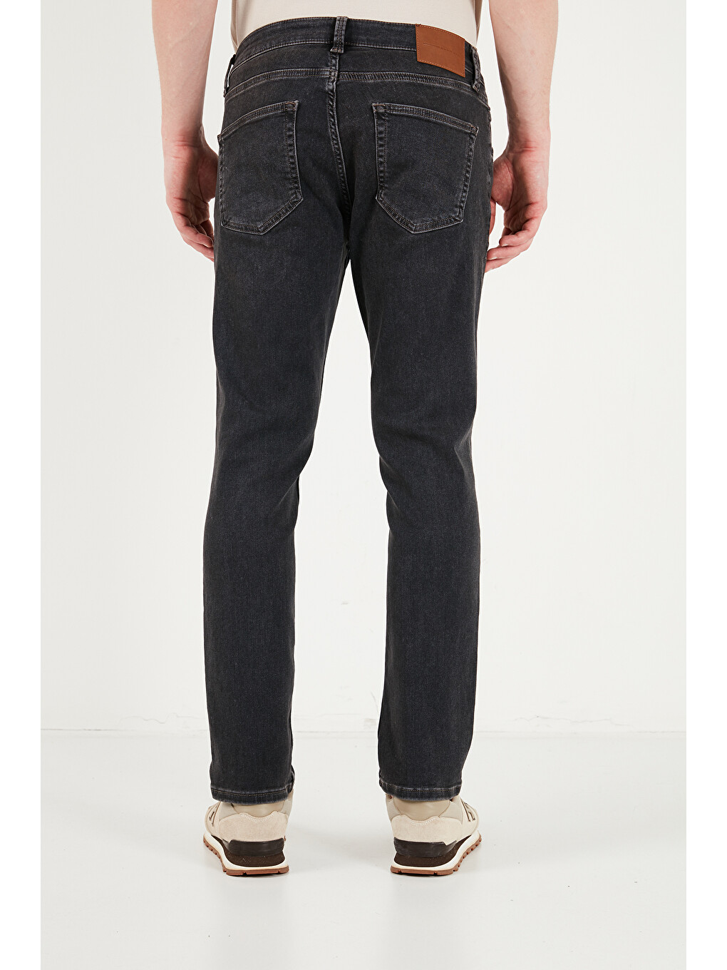 Siyah Pamuklu Normal Kalıp Normal Bel Jeans 2213C87PARMA-5