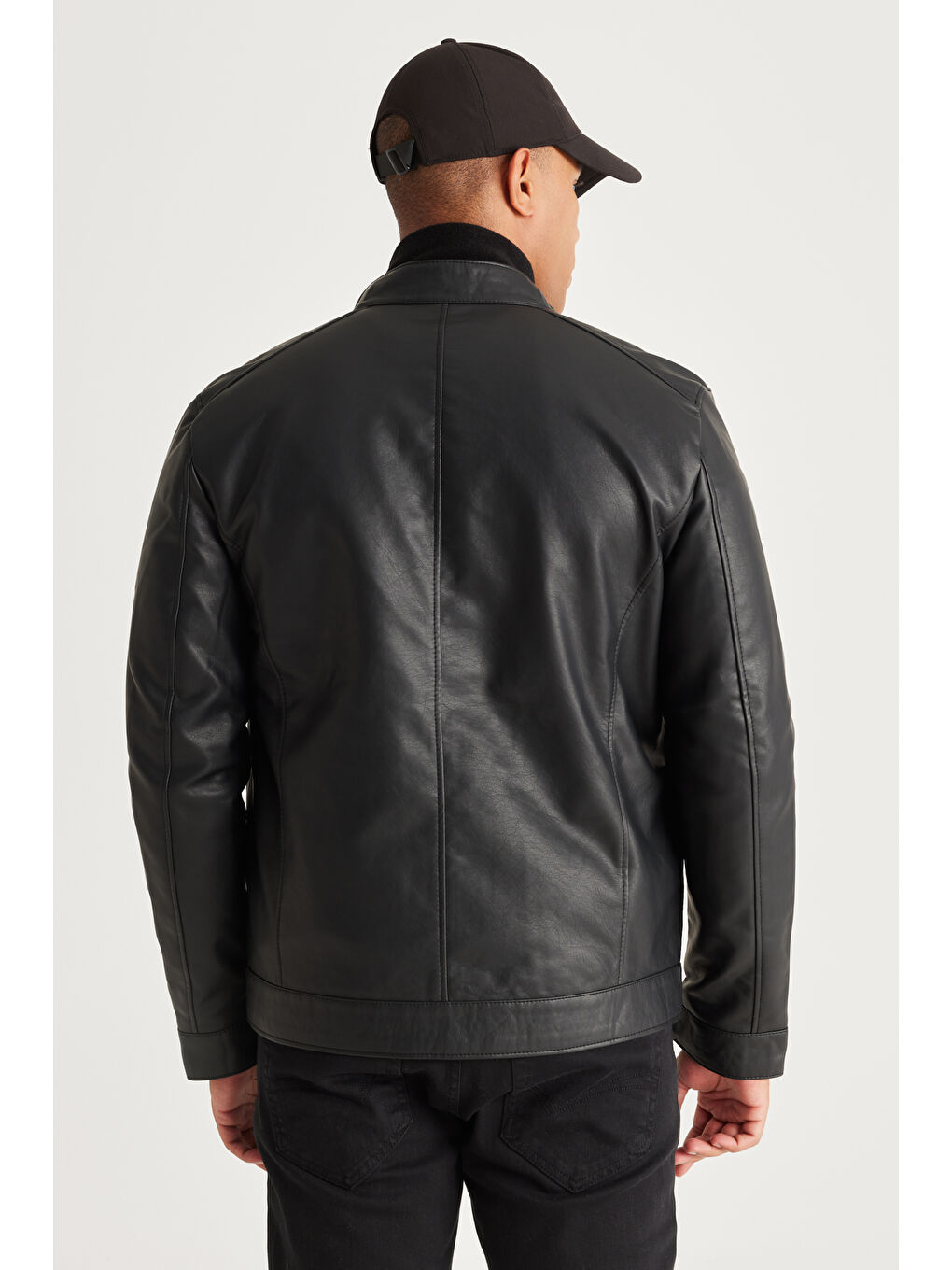 Erkek Siyah Standart Fit Normal Kesim Dik Yaka Mont-5